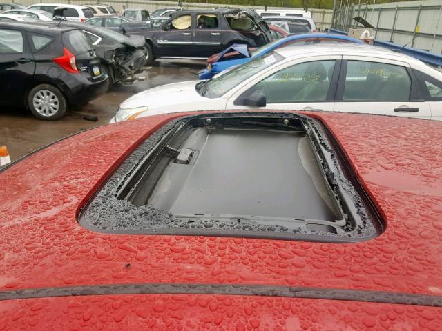 1FAHP36N69W245419 - 2009 FORD FOCUS SES RED photo 9