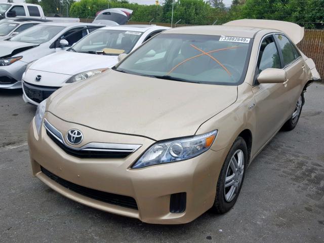 4T1BB3EK3BU140551 - 2011 TOYOTA CAMRY HYBR GOLD photo 2