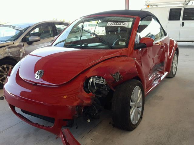 3VWRF31Y38M415458 - 2008 VOLKSWAGEN NEW BEETLE Rot Foto 2
