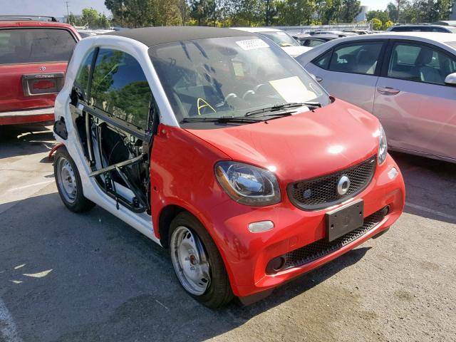 WMEFJ9BA6JK325213 - 2018 SMART FORTWO RED photo 1