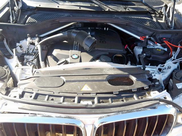 5UXKR2C59G0H41891 - 2016 BMW X5 SDRIVE3 WHITE photo 7