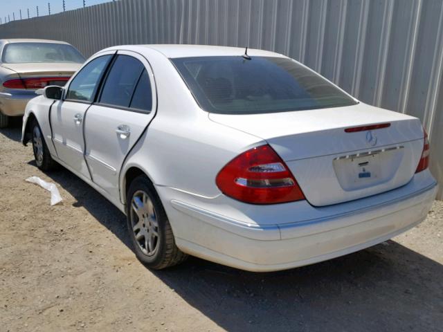 WDBUF65J54A485710 - 2004 MERCEDES-BENZ E 320 WHITE photo 3