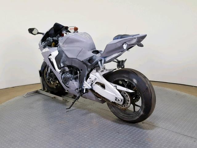 JH2SC7709HK000620 - 2017 HONDA CBR1000 RR GRAY photo 6