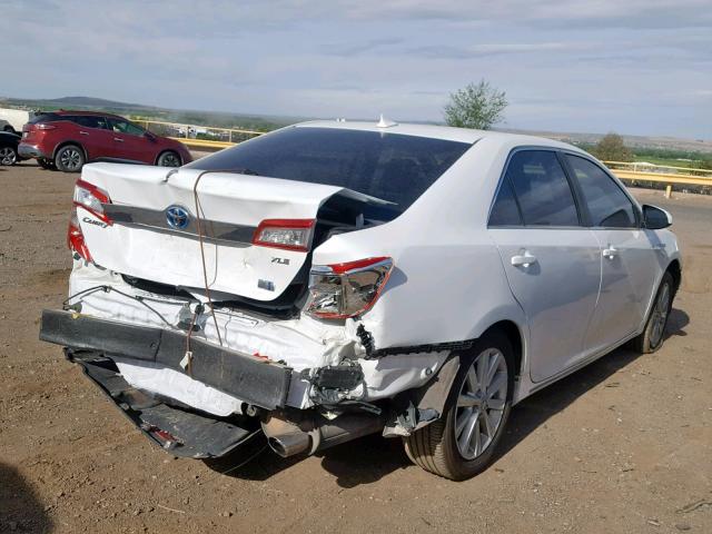 4T1BD1FK8CU035812 - 2012 TOYOTA CAMRY HYBR WHITE photo 4