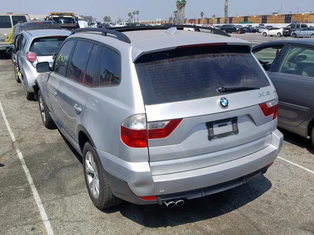 WBXPC93409WJ28888 - 2009 BMW X3 XDRIVE3 SILVER photo 3