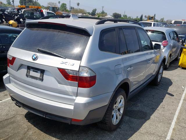 WBXPC93409WJ28888 - 2009 BMW X3 XDRIVE3 SILVER photo 4