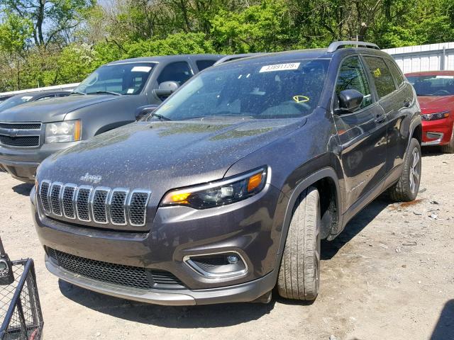 1C4PJLDB0KD300786 - 2019 JEEP CHEROKEE L GRAY photo 2