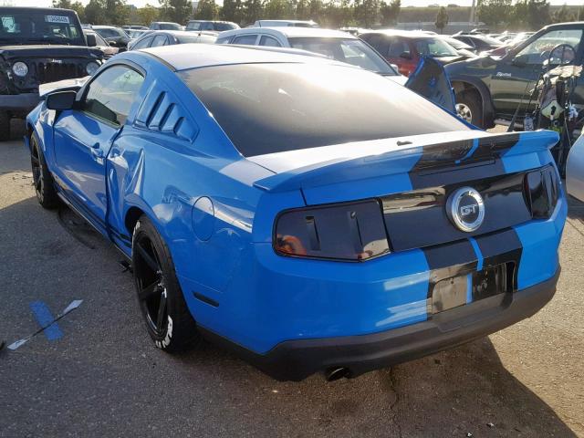 1ZVBP8CH1A5132688 - 2010 FORD MUSTANG GT BLUE photo 3