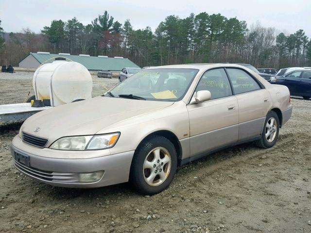 JT8BF22GXV0041609 - 1997 LEXUS ES 300 TAN photo 2