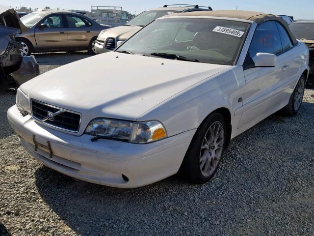 YV1NC62D44J050314 - 2004 VOLVO C70 HPT WHITE photo 2