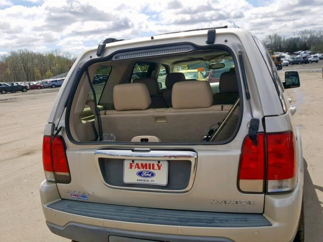 5LMEU88H15ZJ04222 - 2005 LINCOLN AVIATOR 奶油色 照片 9