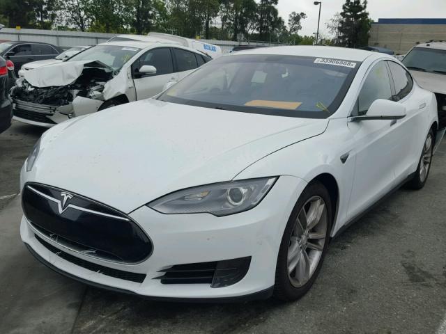 5YJSA1DN1DFP07729 - 2013 TESLA MODEL S WHITE photo 2