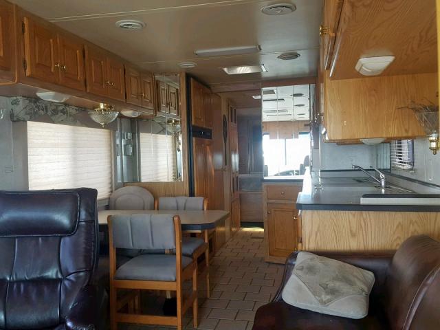 1RF12061612013543 - 2001 ROADMASTER RAIL DYANASTER WHITE photo 6