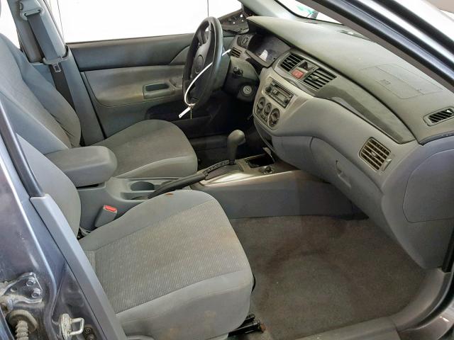 JA3AJ26E05U025379 - 2005 MITSUBISHI LANCER ES GRAY photo 5