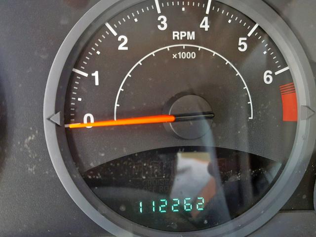 1J8FF47W88D785018 - 2008 JEEP COMPASS SP 银色 照片 8