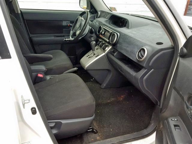 JTLZE4FE2A1109188 - 2010 TOYOTA SCION XB 白色 照片 5