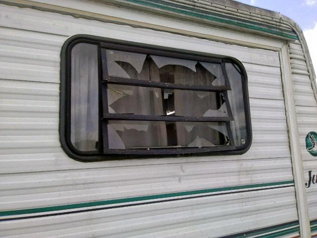 1UJCJ02PXR1KW0160 - 1994 JAYCO 5TH WHEEL WHITE photo 9