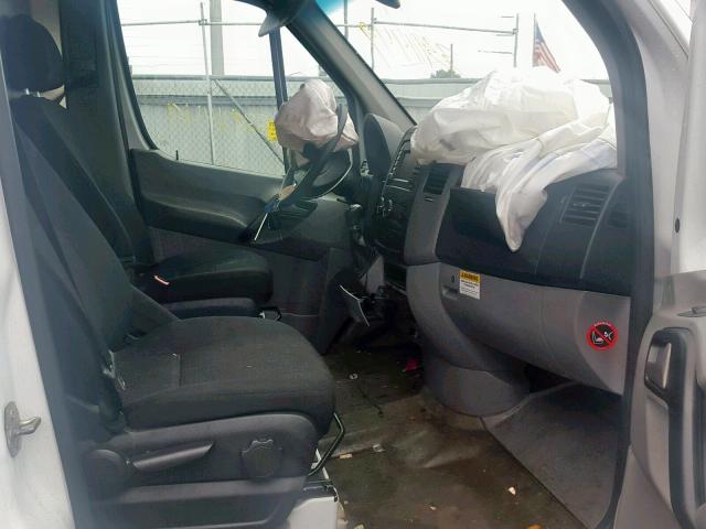 WD3PE7CC2E5930596 - 2014 MERCEDES-BENZ SPRINTER 2 WHITE photo 5