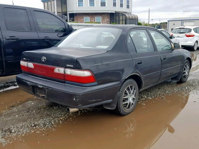 2T1BB02EXTC164071 - 1996 TOYOTA COROLLA DX BLACK photo 3