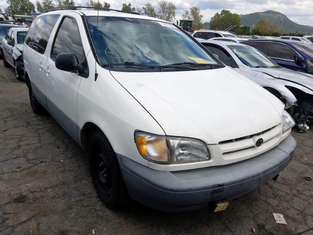 4T3ZF13C1XU157558 - 1999 TOYOTA SIENNA LE  photo 1