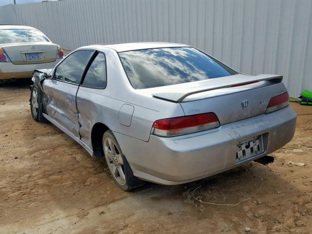 JHMBB61501C008338 - 2001 HONDA PRELUDE SH SILVER photo 3