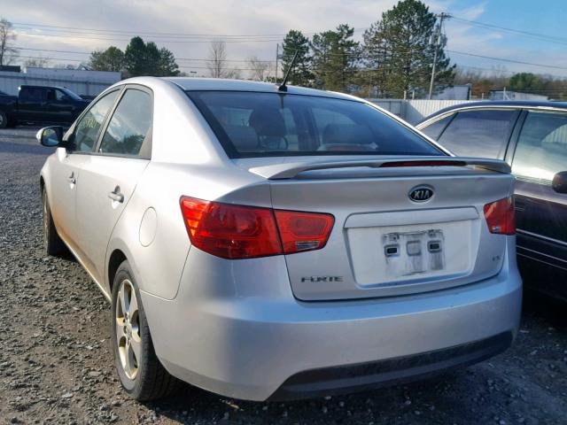 KNAFU4A20A5240379 - 2010 KIA FORTE EX SILVER photo 3