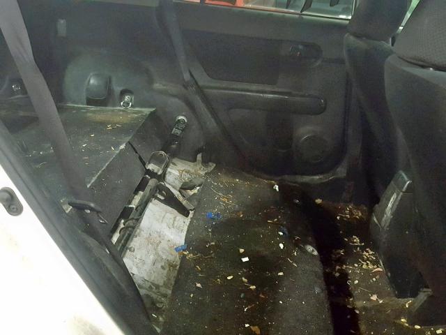 JTLZE4FE1A1112065 - 2010 TOYOTA SCION XB 白色 照片 6