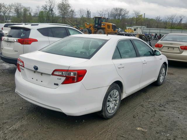 4T1BD1FK8DU075258 - 2013 TOYOTA CAMRY HYBR WHITE photo 4