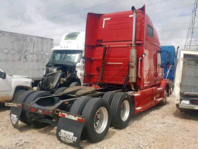 4V4NC9GH87N397004 - 2007 VOLVO VN VNL RED photo 4