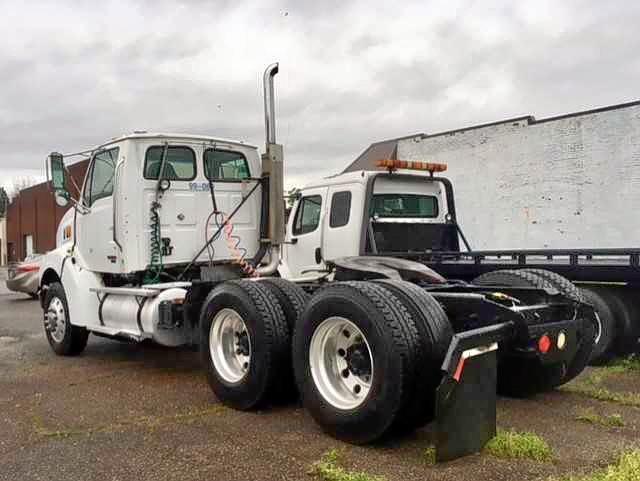 2FWJAZCV24AM31124 - 2004 STERLING TRUCK LT 9500 WHITE photo 3