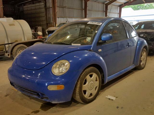 3VWCA21C8YM494130 - 2000 VOLKSWAGEN NEW BEETLE ლურჯი ფოტო 2