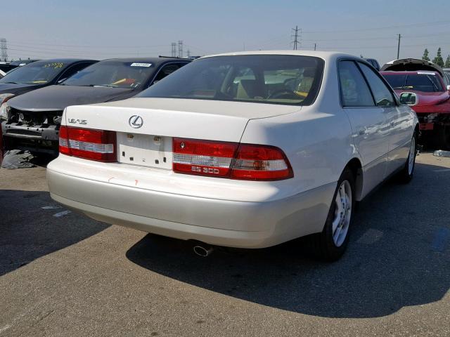 JT8BF28G910328411 - 2001 LEXUS ES 300 WHITE photo 4