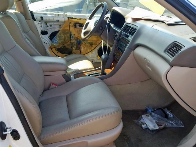 JT8BF28G910328411 - 2001 LEXUS ES 300 WHITE photo 5