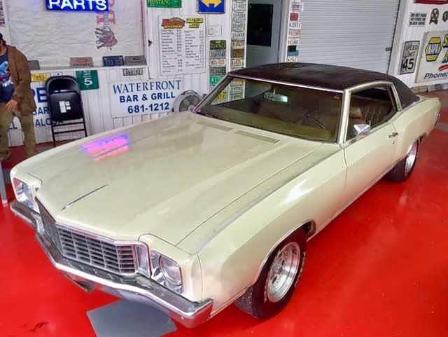 1H57H2B678259 - 1972 CHEVROLET MONTECARLO CREAM photo 2