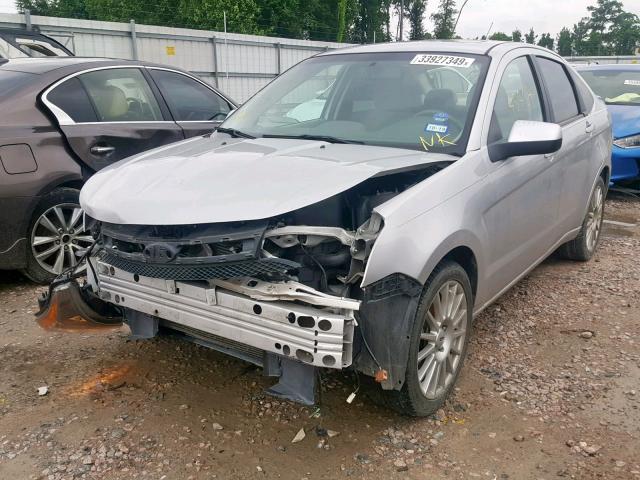 1FAHP3GN9AW118408 - 2010 FORD FOCUS SES SILVER photo 2