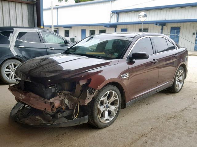 1FAHP2EW6AG120004 - 2010 FORD TAURUS SEL MAROON photo 2