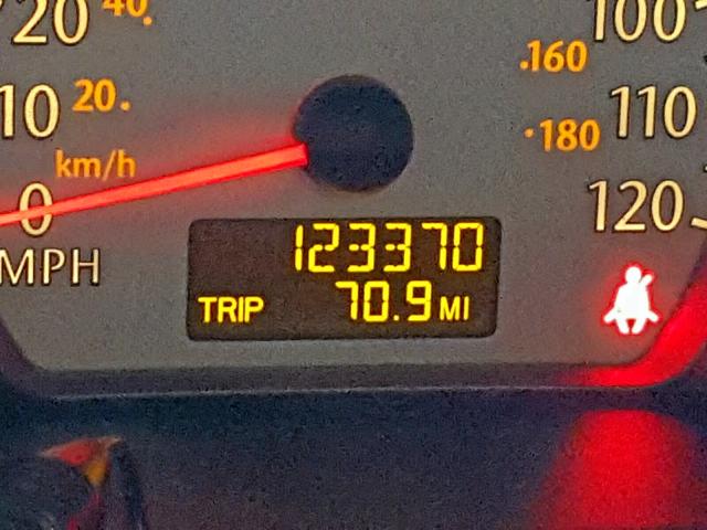 1G8AL52F13Z116120 - 2003 SATURN ION LEVEL WHITE photo 8