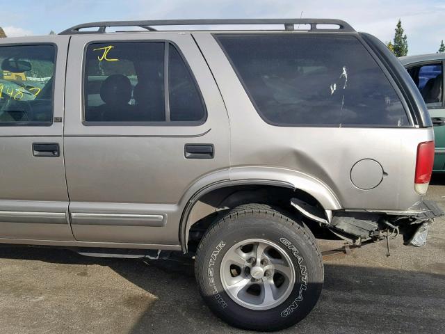 1GNCS13W512122864 - 2001 CHEVROLET BLAZER GOLD photo 9