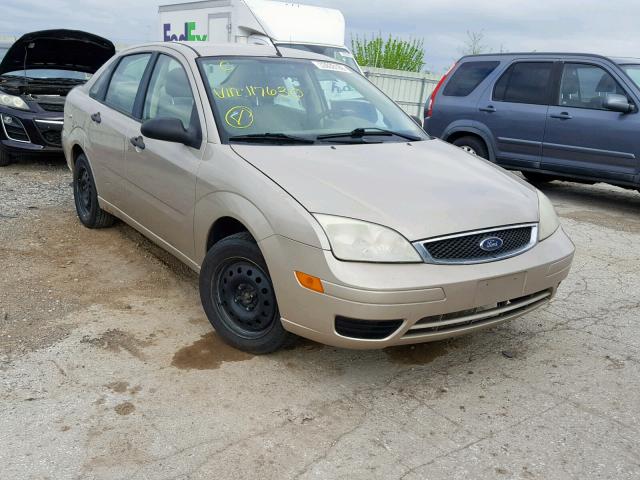 1FAFP34NX7W117630 - 2007 FORD FOCUS ZX4 TAN photo 1