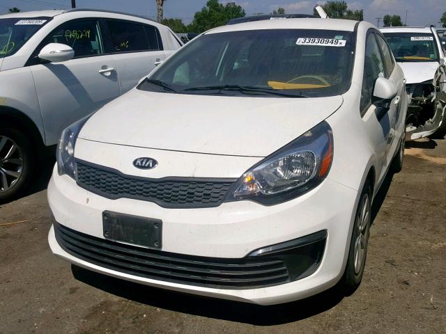 KNADM4A32G6634176 - 2016 KIA RIO LX WHITE photo 2