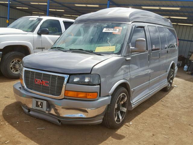 1GDFH15T361251010 - 2006 GMC SAVANA RV GRAY photo 2