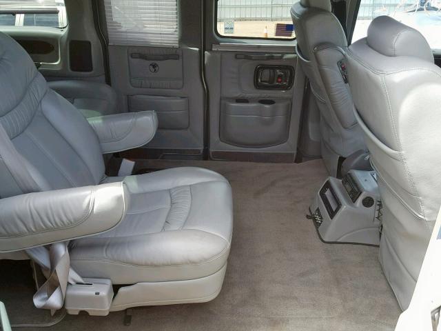 1GDFH15T361251010 - 2006 GMC SAVANA RV GRAY photo 6