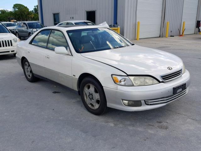 JT8BF28G510315574 - 2001 LEXUS ES 300 WHITE photo 1