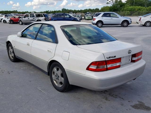 JT8BF28G510315574 - 2001 LEXUS ES 300 WHITE photo 3