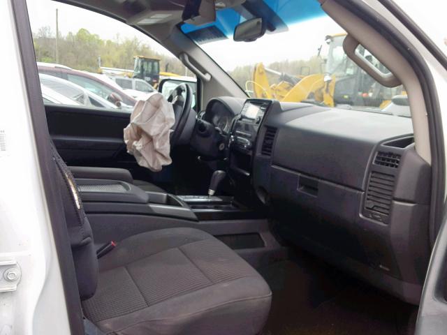 1N6AA0EC7EN513838 - 2014 NISSAN TITAN S WHITE photo 5