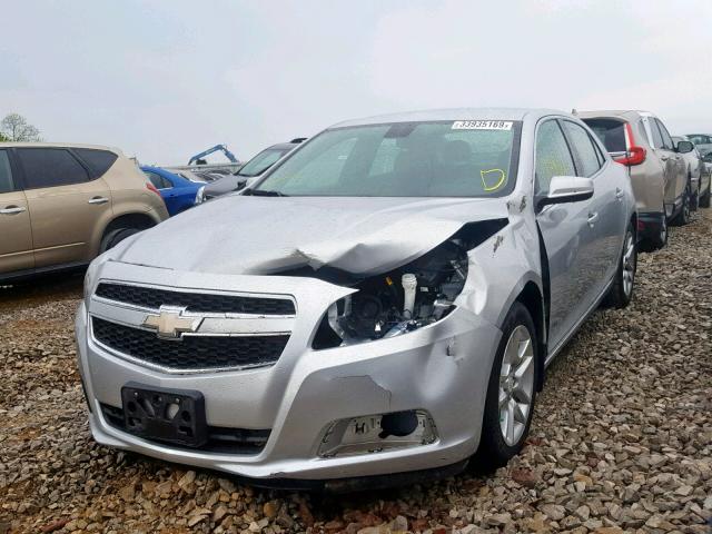 1G11D5RR9DF109446 - 2013 CHEVROLET MALIBU 1LT 银色 照片 2