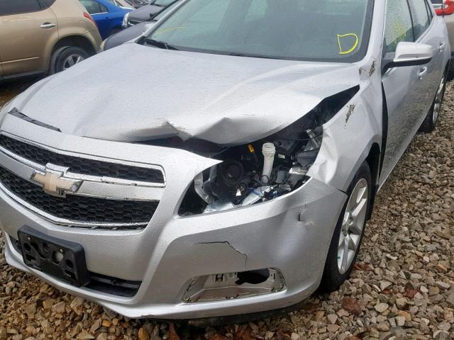 1G11D5RR9DF109446 - 2013 CHEVROLET MALIBU 1LT 银色 照片 9