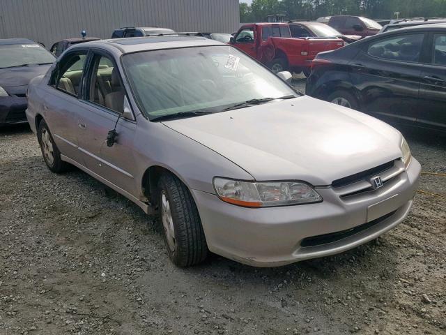 1HGCG1658XA024389 - 1999 HONDA ACCORD EX SILVER photo 1