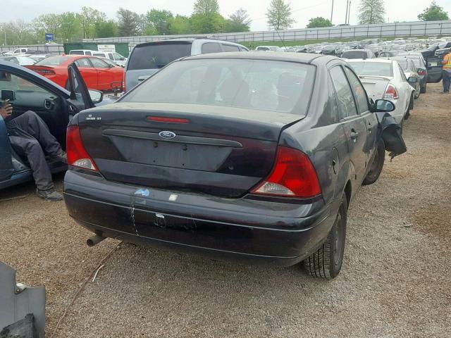 1FAFP34Z14W190593 - 2004 FORD FOCUS SE C BLACK photo 4