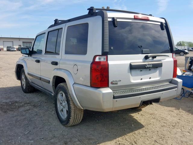 1J8HG48N66C131486 - 2006 JEEP COMMANDER SILVER photo 3